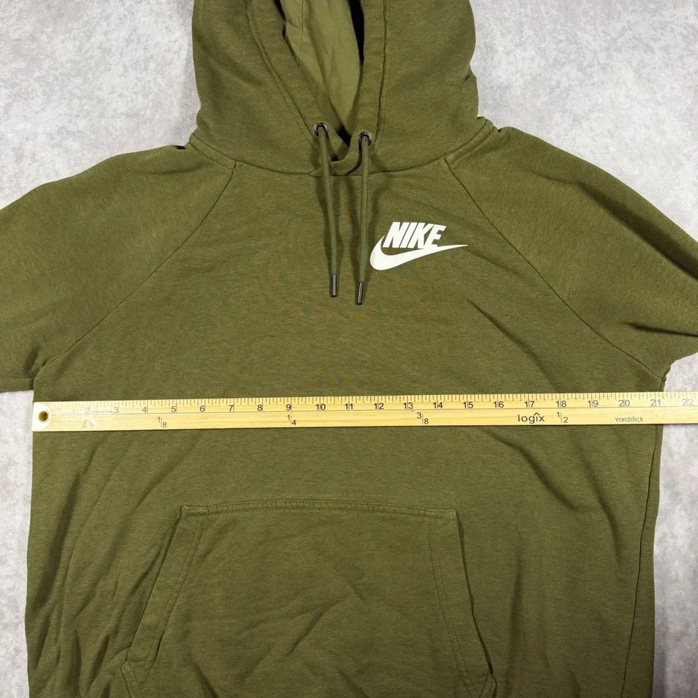 Nike olive green